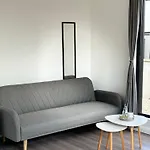 Вилла Luxury Deerpark Iconic Rock Views & Outdoor Sauna Sleeps 16 Guests