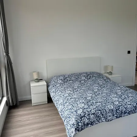 Luxury Deerpark Iconic Rock Views & Outdoor Sauna Sleeps 16 Guests 卡舍尔