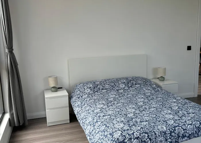 Luxury Deerpark Iconic Rock Views & Outdoor Sauna Sleeps 16 Guests Cashel (Tipperary)